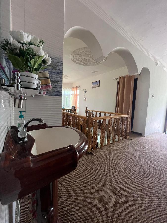 Everest Guest House Gulmarg Ngoại thất bức ảnh